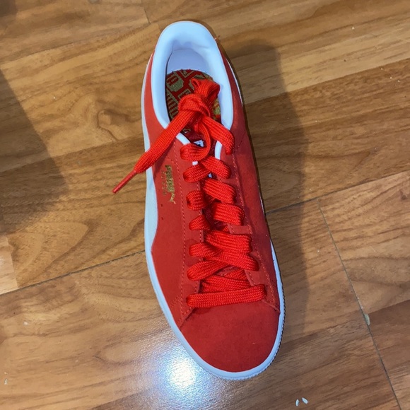 Red and white puma sneakers - Picture 3 of 4